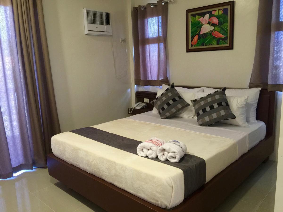 Maruyog'S Ridge Convention Center Hotel Quezon City Kültér fotó