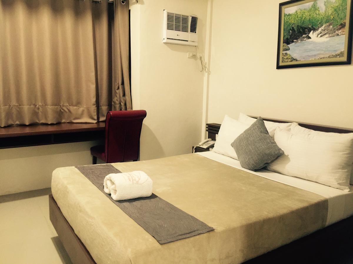 Maruyog'S Ridge Convention Center Hotel Quezon City Kültér fotó