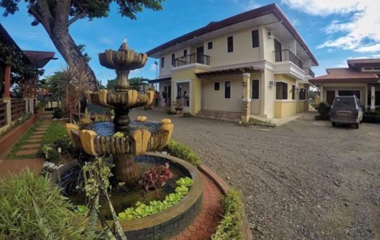 Maruyog'S Ridge Convention Center Hotel Quezon City Kültér fotó
