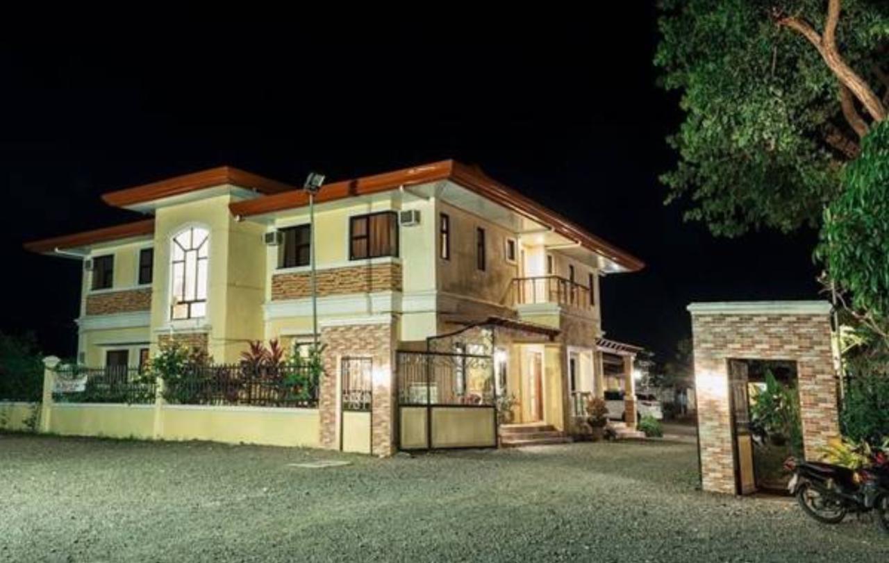 Maruyog'S Ridge Convention Center Hotel Quezon City Kültér fotó
