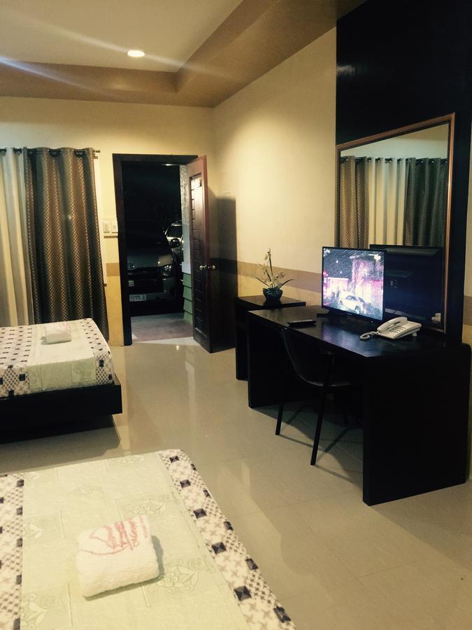 Maruyog'S Ridge Convention Center Hotel Quezon City Kültér fotó